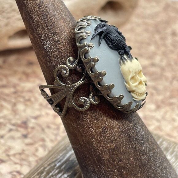 Renaissance CAMEO Skull Black Crow Raven gothic Ring Adjustable Christmas gift - Picture 10 of 16